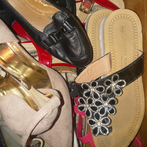 Shoe bundle - Picture 9 of 9